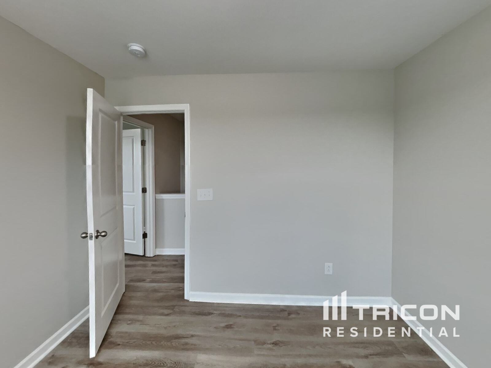 Building Photo - 1857 Belle Arbor Dr