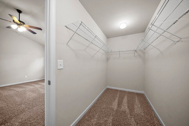 Building Photo - 232 Bobbie Way