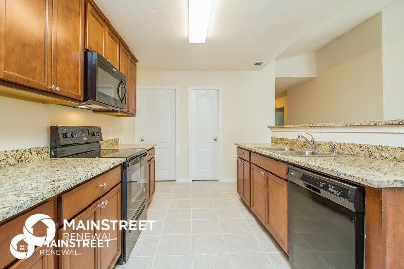 Building Photo - 2311 Bee Hive Dr