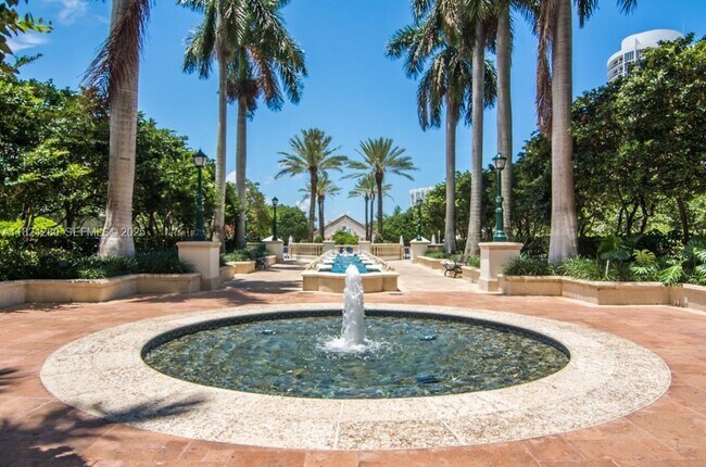 Building Photo - 2000 Island Blvd