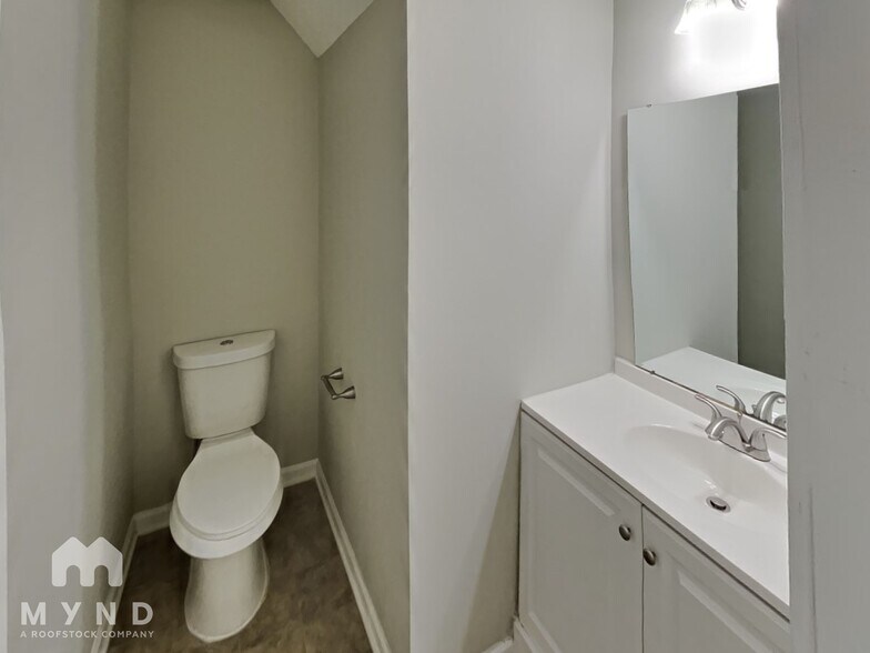 Building Photo - 1219 Hunter Forest Ct
