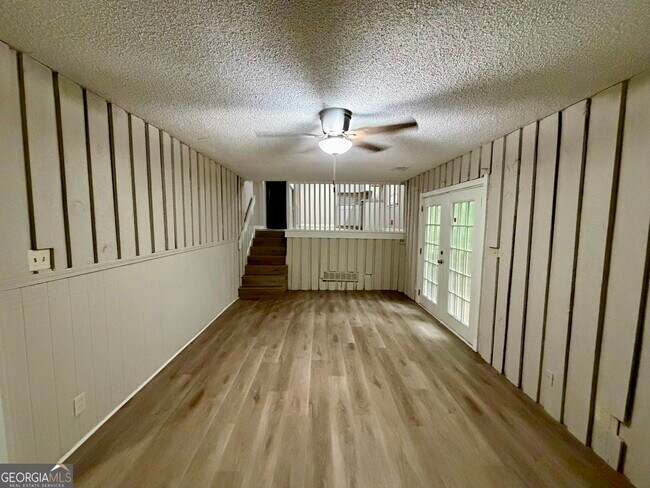 Building Photo - 5776 Windermere Ct