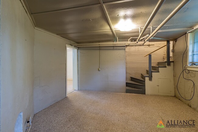 Building Photo - Fifteenth St. 344 N.