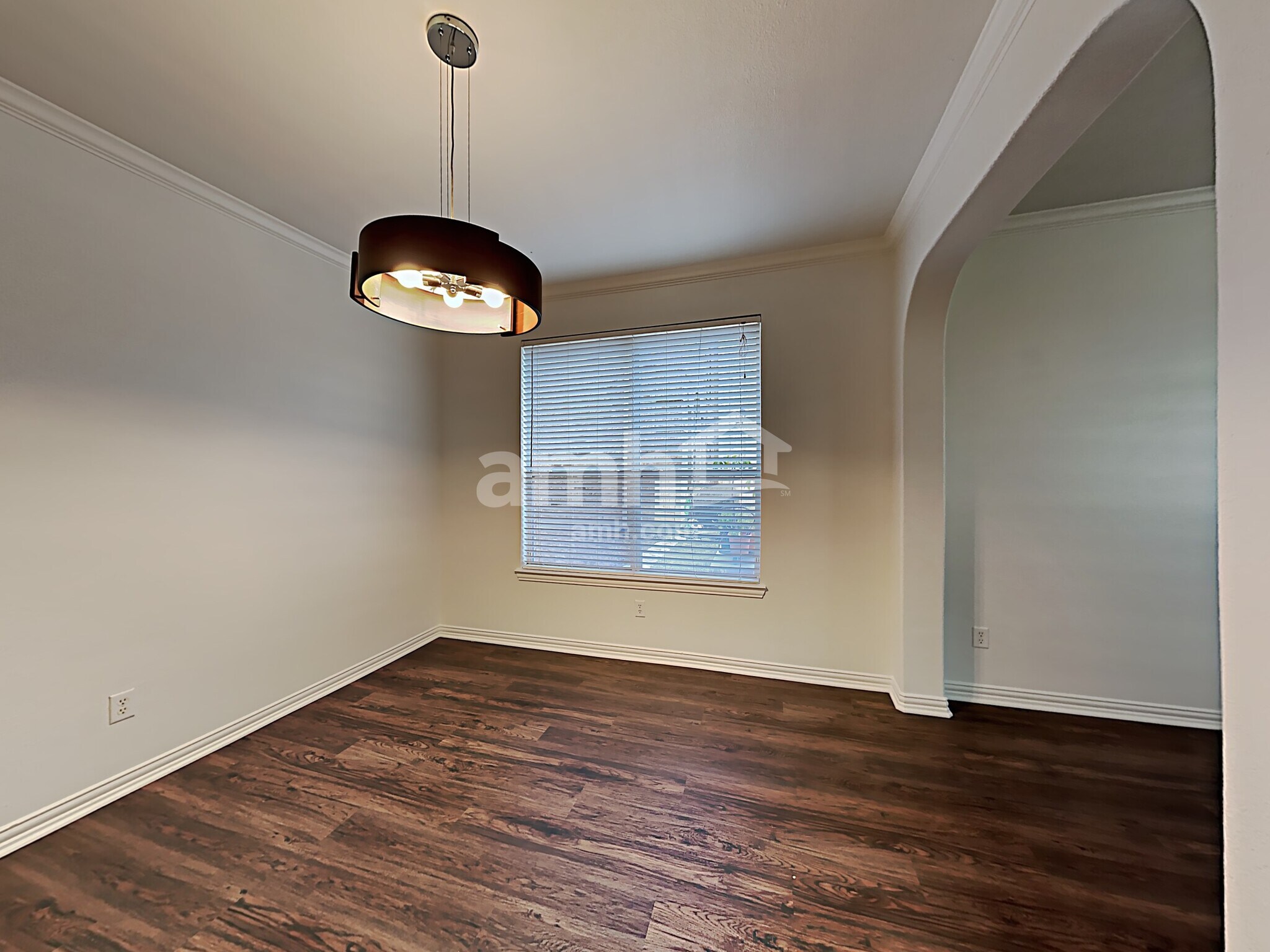 Building Photo - 5805 Kiger Dr