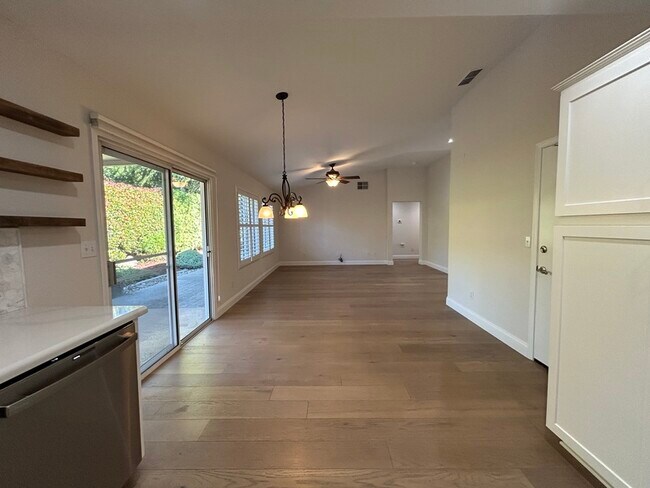 Building Photo - 248 Summer Grove Cir