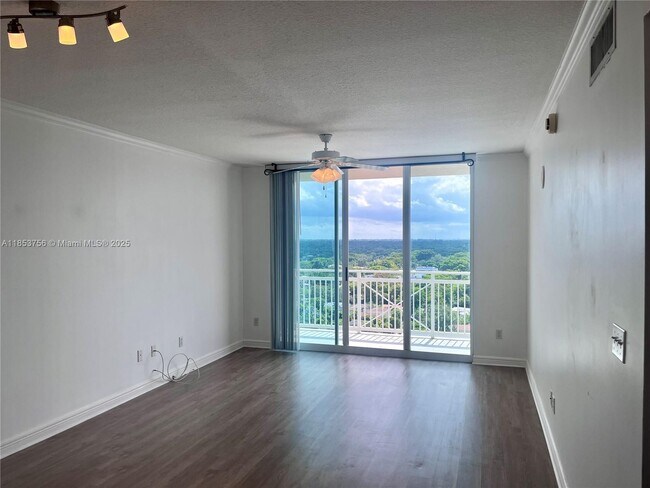 Primary Photo - 2665 SW 37th Ave