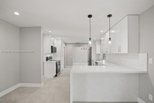 Building Photo - 8081 SW 139th Ter