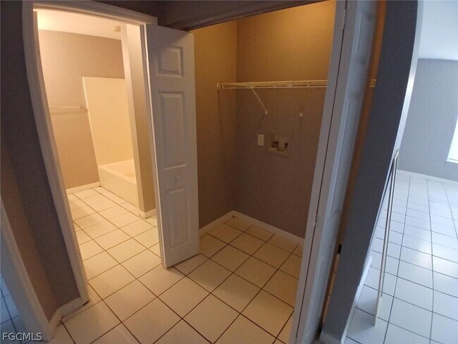 Building Photo - 3516 Dora St