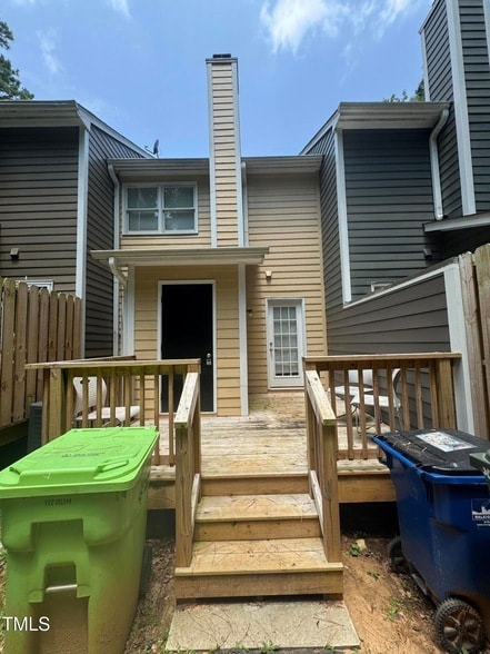 Building Photo - 863 Dalewood Dr