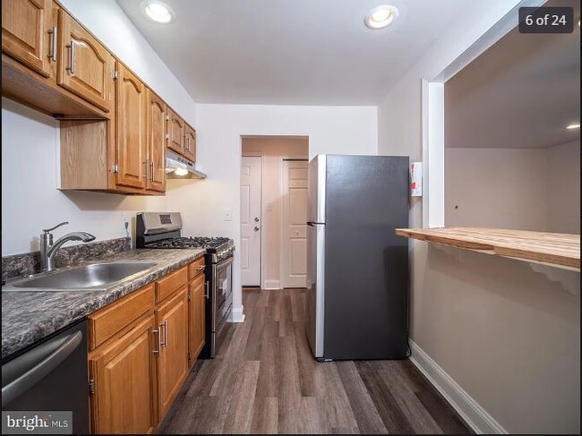 Building Photo - 567 Wilson Bridge Dr