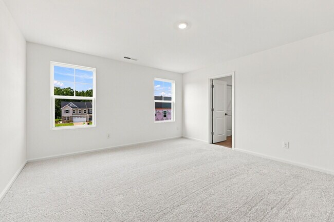 Building Photo - 219 Deercroft Dr