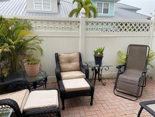 Building Photo - 314 Ibisview Ln