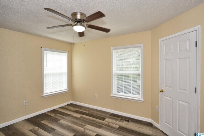 Building Photo - 17211721 Maralyn Dr