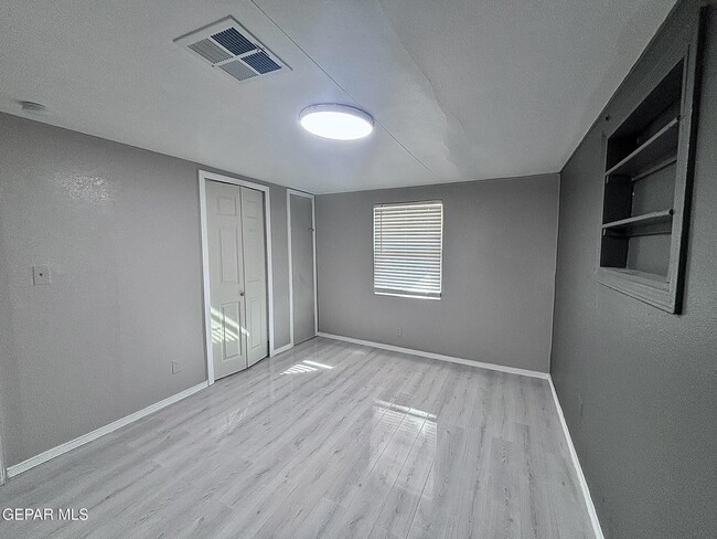 Building Photo - 14741 Bocalusa Ave