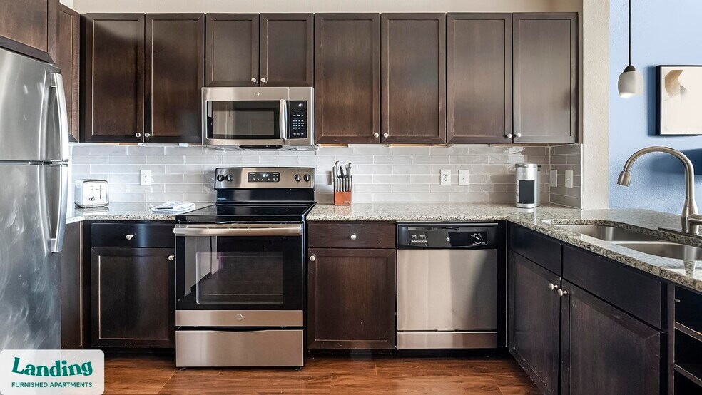 Building Photo - 13920 Mandolin Dr