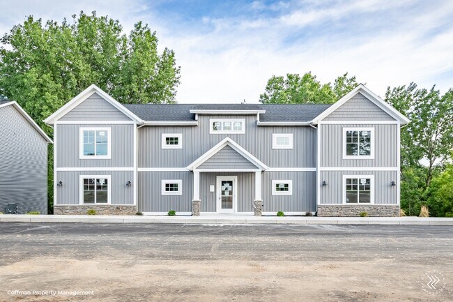 Primary Photo - 1146-1148 4 Mile Rd NW