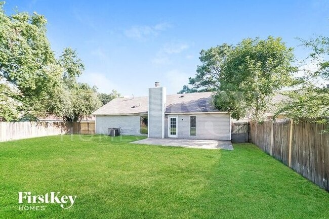 Building Photo - 6709 Valley Park Dr