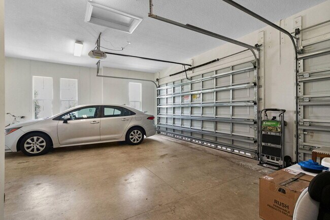 Building Photo - 5202 S Sterling Ranch Cir