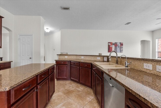 Building Photo - 2120 Red Timber Ct