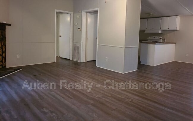 Building Photo - 1029 Grays Dr