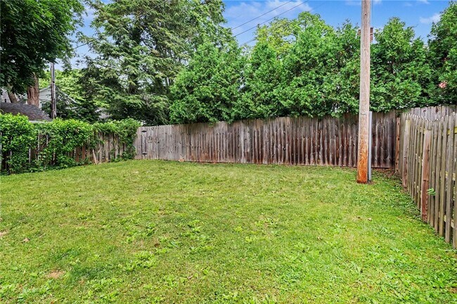 Building Photo - 26 Morven Rd