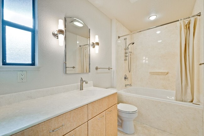 Building Photo - New Vinyl Plank Flooring, Fresh Interior Paint, 1 Car Garage + 1 Assigned Outdoor Parking Space -...