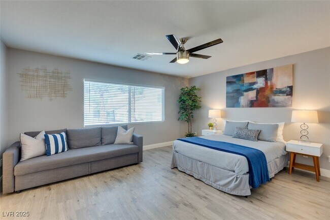Building Photo - 7659 Ribbon Garland Ct