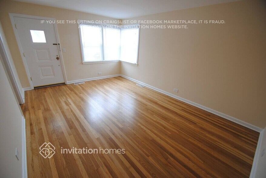 Building Photo - 1624 Mulford St