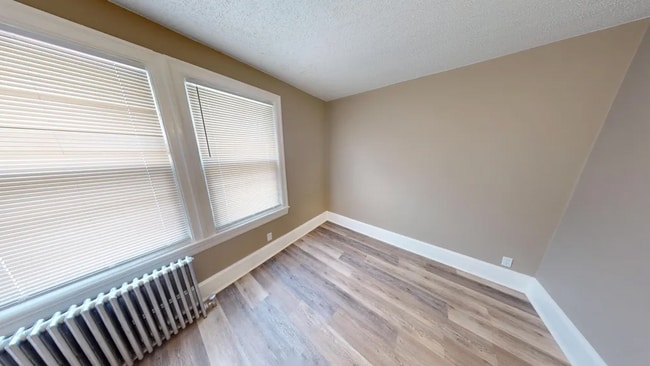 Building Photo - Renovated Twin Home Now Available for Immediate Move In