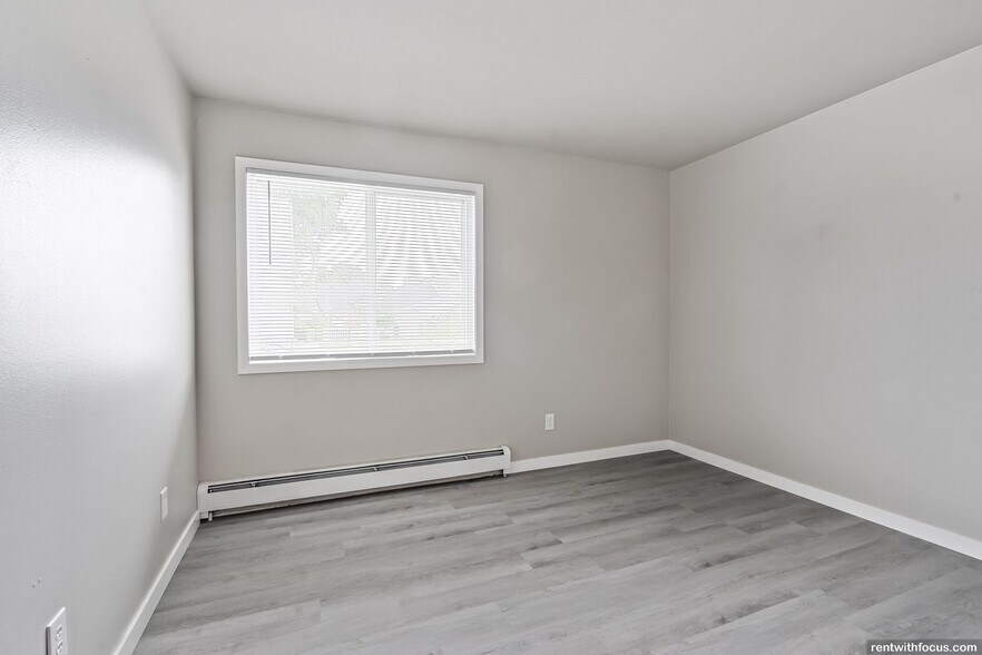 Elm Street Apartments 1459 Elm St Green Bay WI 54302 Apartment Finder