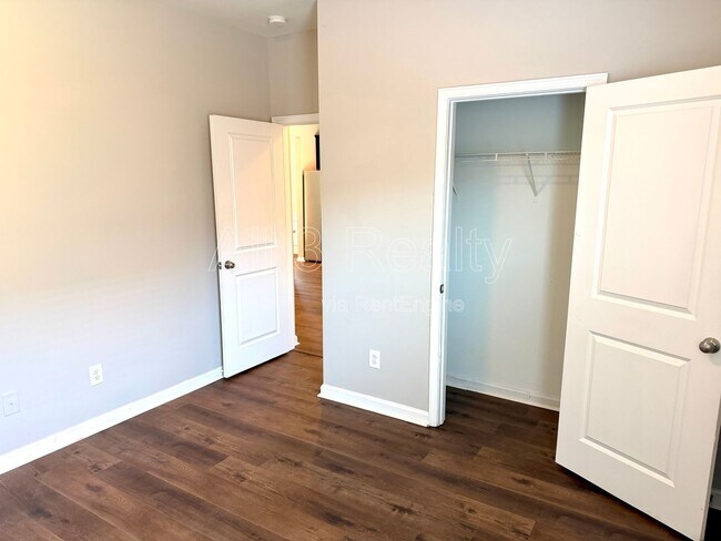 Building Photo - 7766 Flyaway Rd