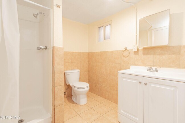 Building Photo - 1309 E Rio Grande Ave