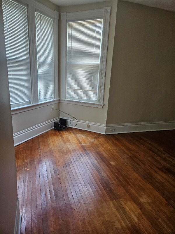 Building Photo - 603 Tingley Ave