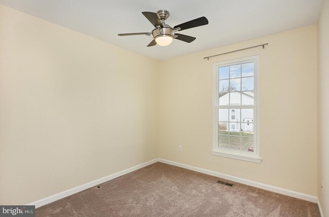 Building Photo - 1838 Oxford Square