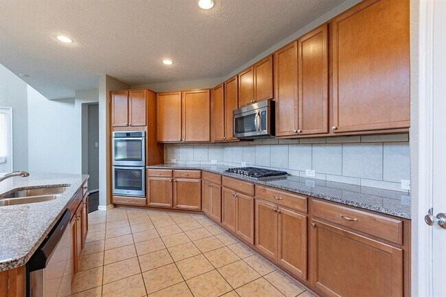Building Photo - 28639 Cranford Sage Ln