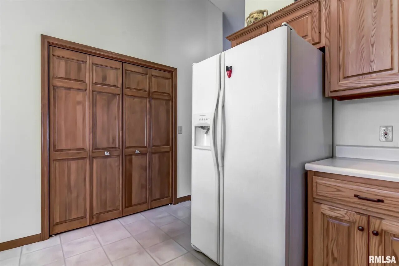 Whirlpool Appliances - 3209 Sequoia Dr