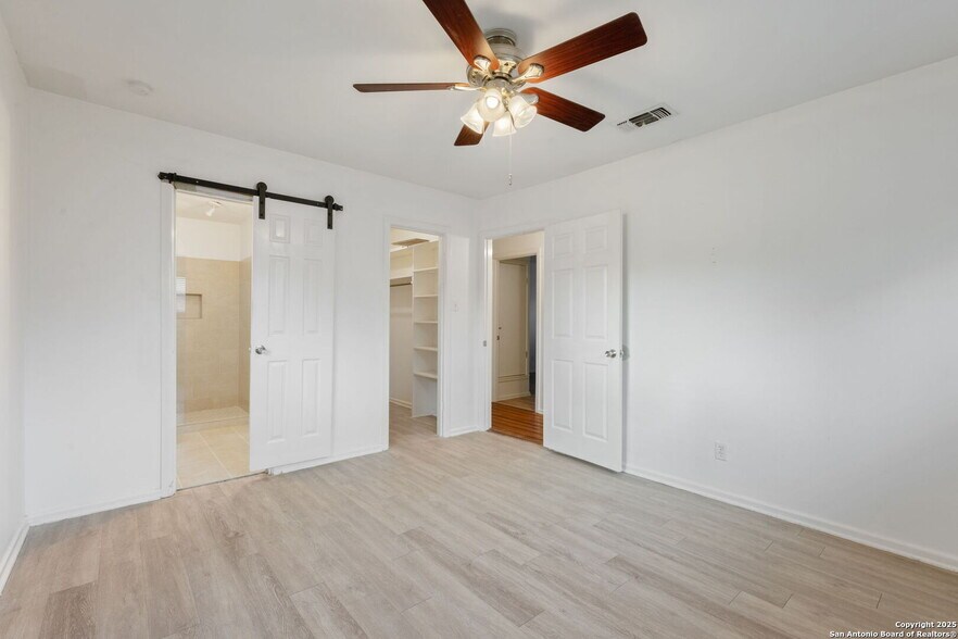 Building Photo - 11110 Rendezvous Dr