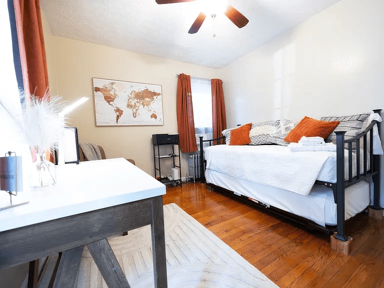 Building Photo - 3682 Glencairn Rd