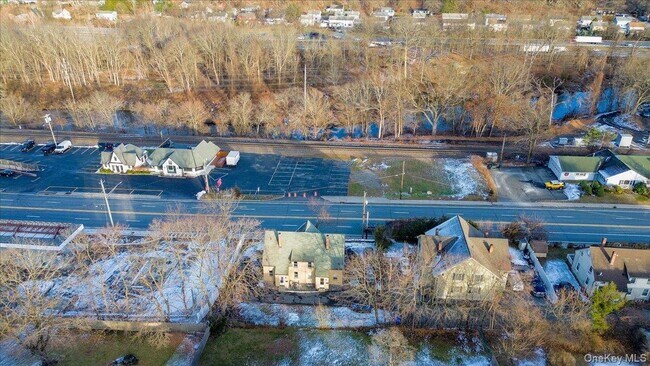 Building Photo - 10 Spartan Pl