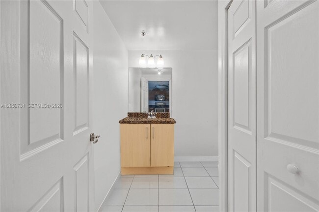 Building Photo - 6362 Collins Ave