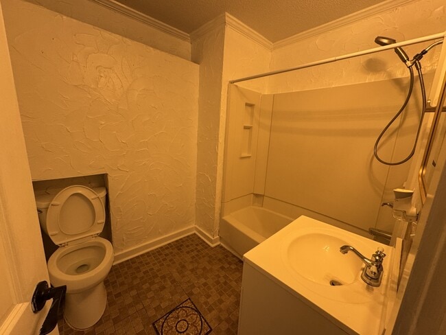 Building Photo - 3986 Fortner St