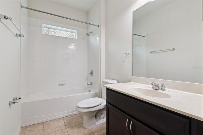 Building Photo - 660 Fanning Dr