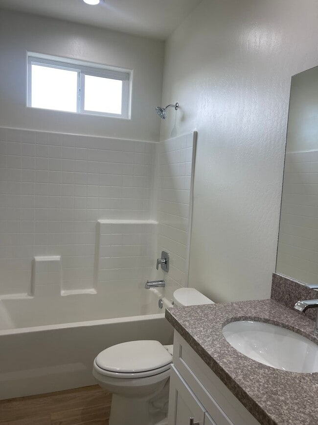 Building Photo - 4304 Sun Orchard Dr