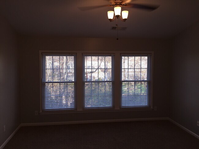 Building Photo - 601 Old Hickory Blvd