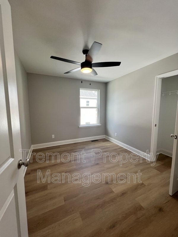 Building Photo - 1226 Sholar Ave