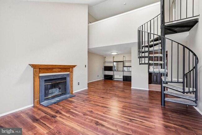 Building Photo - 4215C Aberdeen Dr