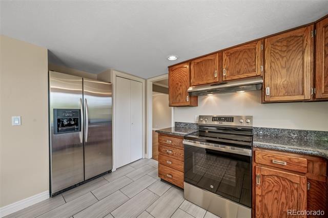 Building Photo - 6521 S Pontiac Ct