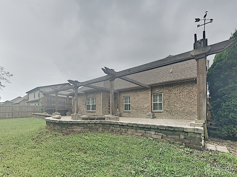 Building Photo - 8820 Cole St