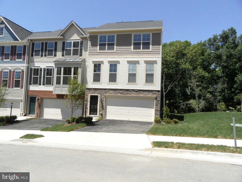 Building Photo - 42714 Ogilvie Sq