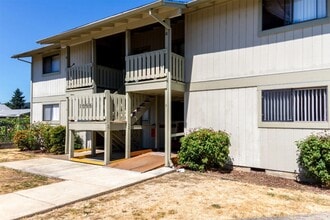 Building Photo - 1051 E Central Ave